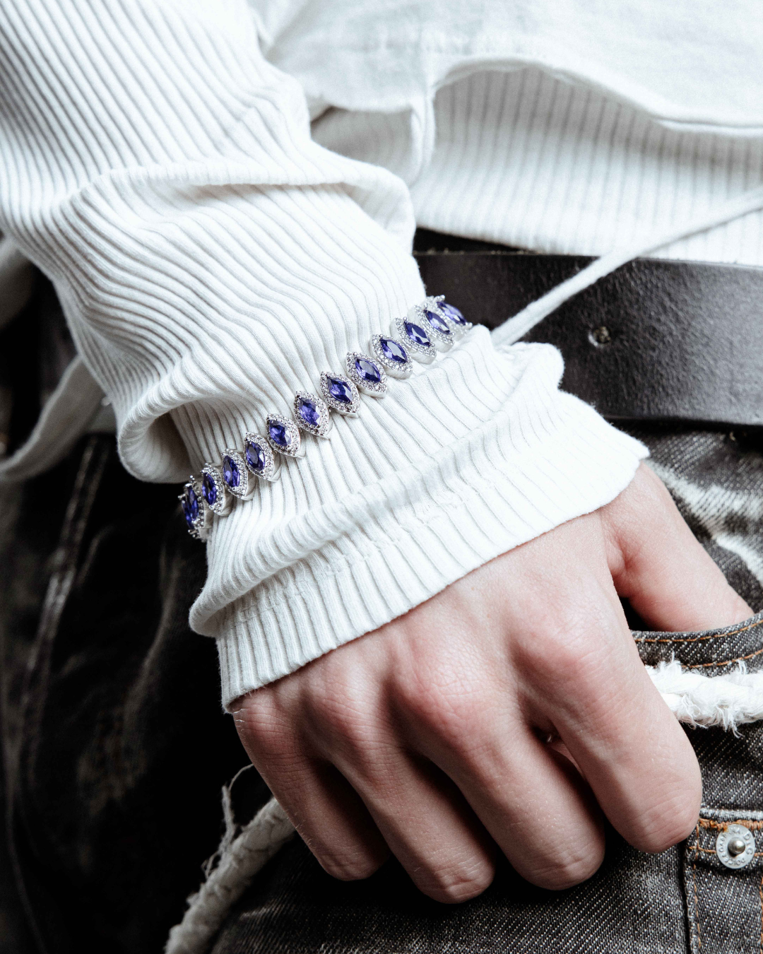 DARKAI Tennis Marquise Burma Blue Bracelet Main Picture