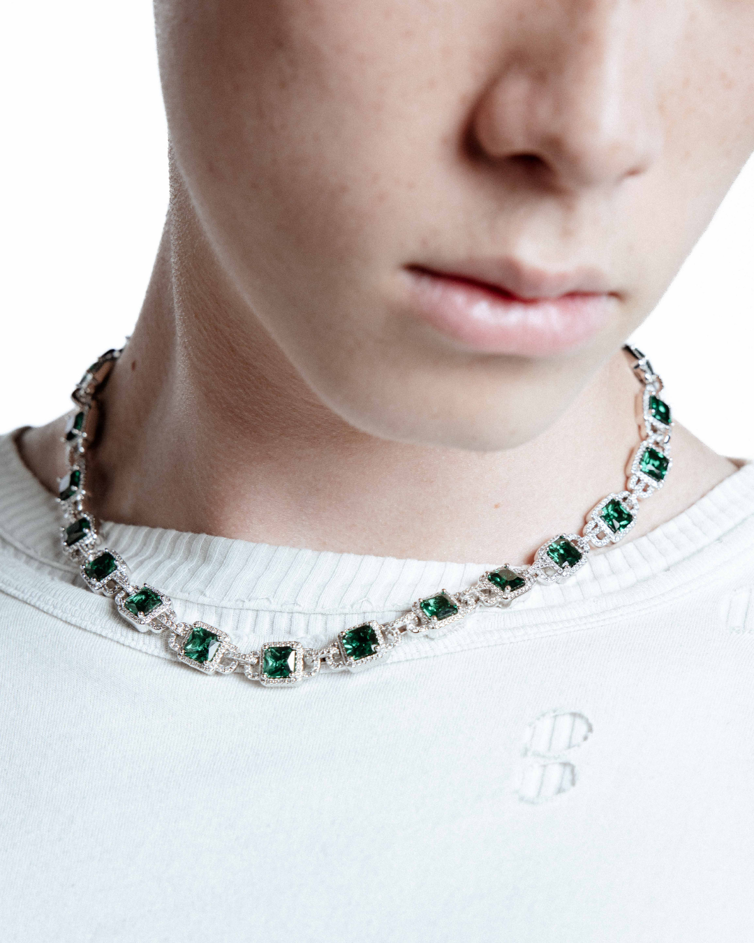 DARKAI Emerald Mariner Necklace Main Picture