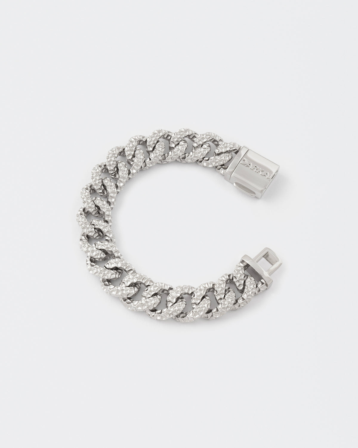 DARKAI Hammered XXL Bracelet Main Picture