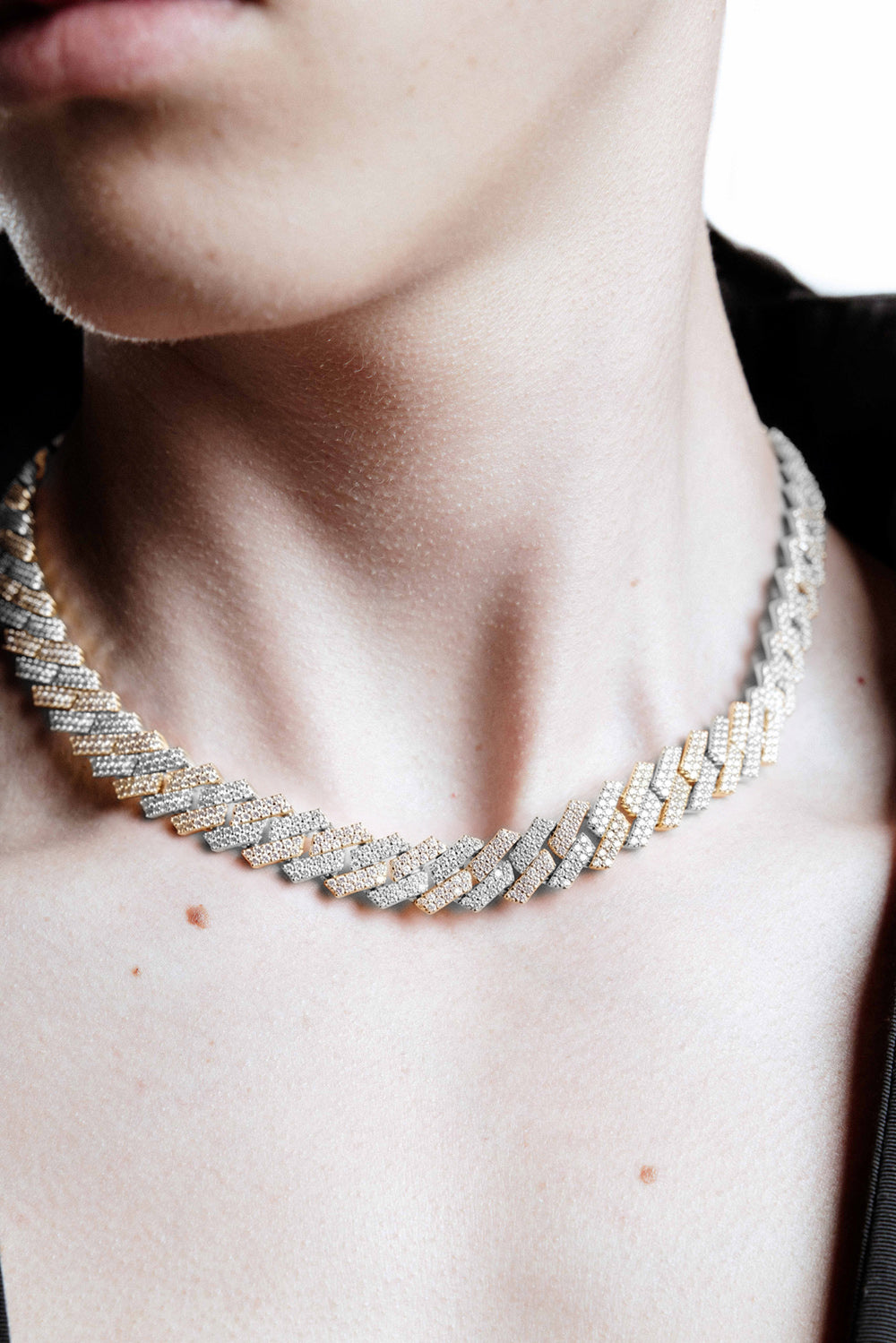 DARKAI Fine Jewelry Yellow White Prong Pavé Necklace Picture