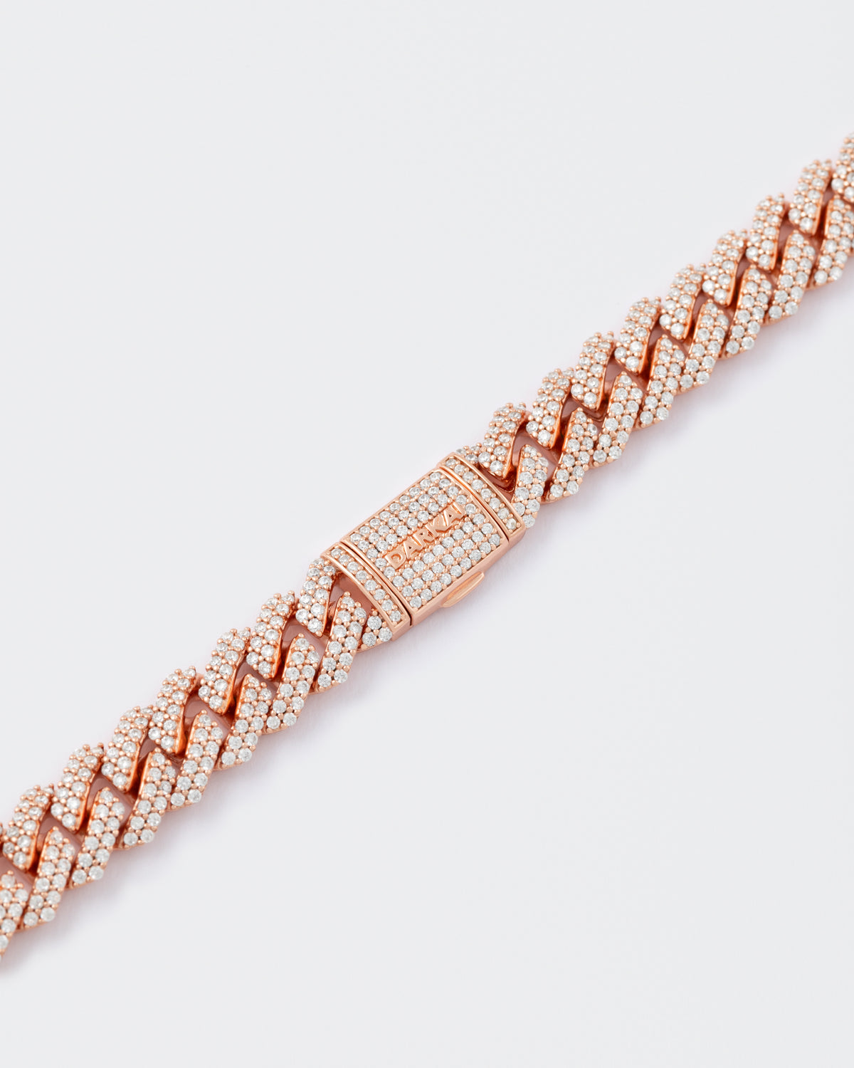 DARKAI Rose Mini Prong Pavé Closure Detail