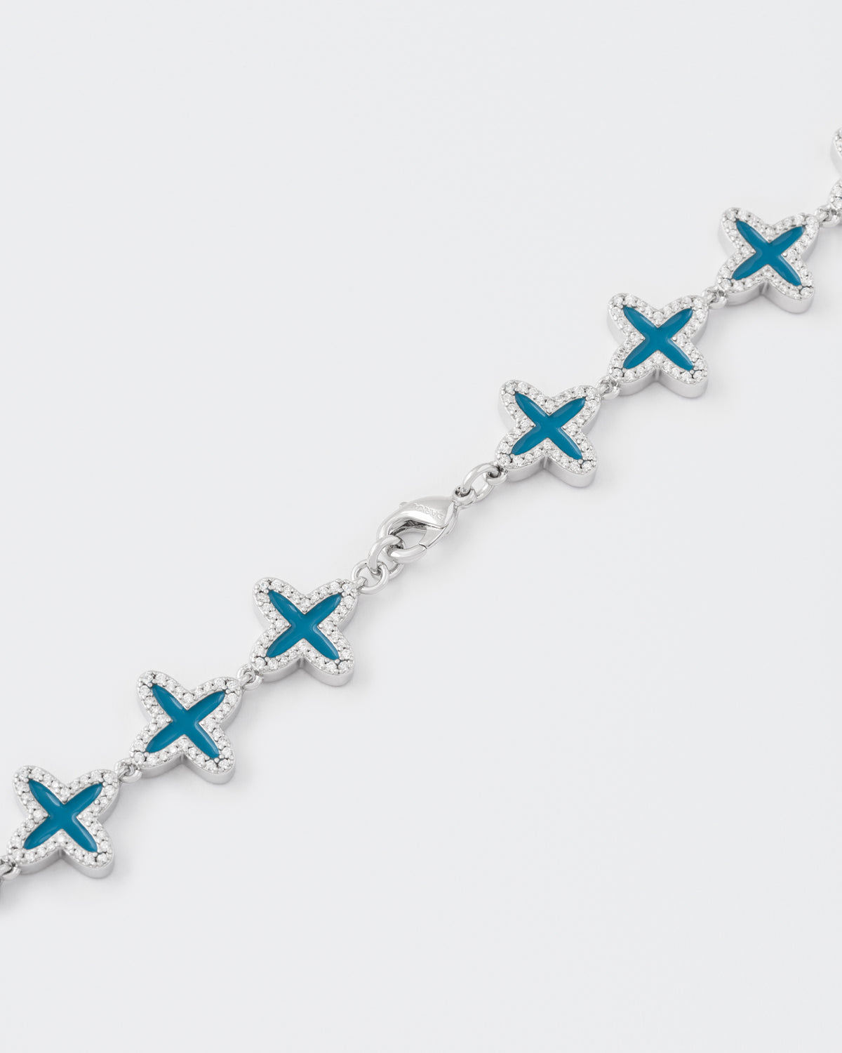 DARKAI Clover Petroleum Bracelet Detail Picture