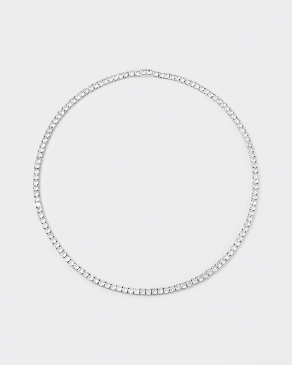 tennis necklace with 18kt white gold coating and hand-set round brilliant-cut stones in diamond white