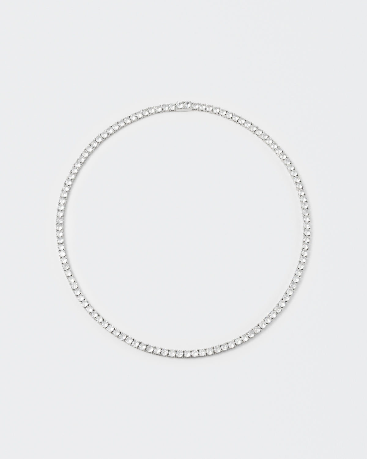 Tennis necklace with 18kt white gold coating and hand-set round brilliant-cut stones in diamond white