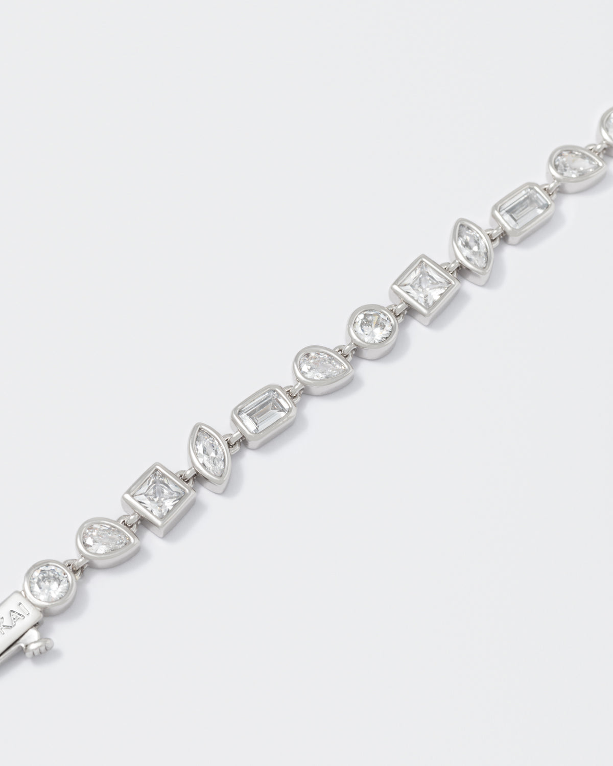 DARKAI Mixed Bezels Detail