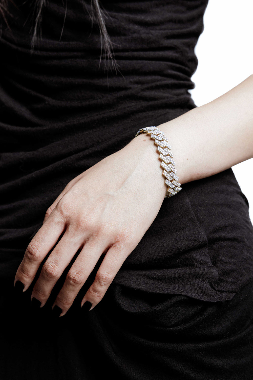 DARKAI Fine Jewelry White and Yellow Prong Pavé Bracelet on Female Model