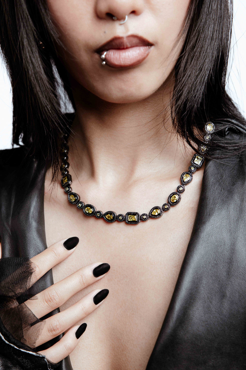 DARKAI Mixed Bezels Pave Black Necklace on Female Model