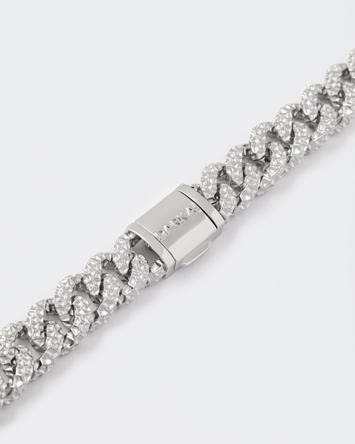 DARKAI Hammered XL Necklace Closure Picture