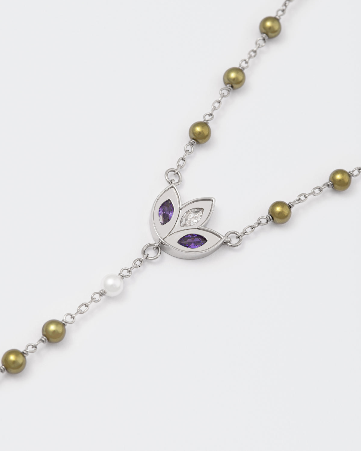 DARKAI Purgatorio Rosary Necklace central detail