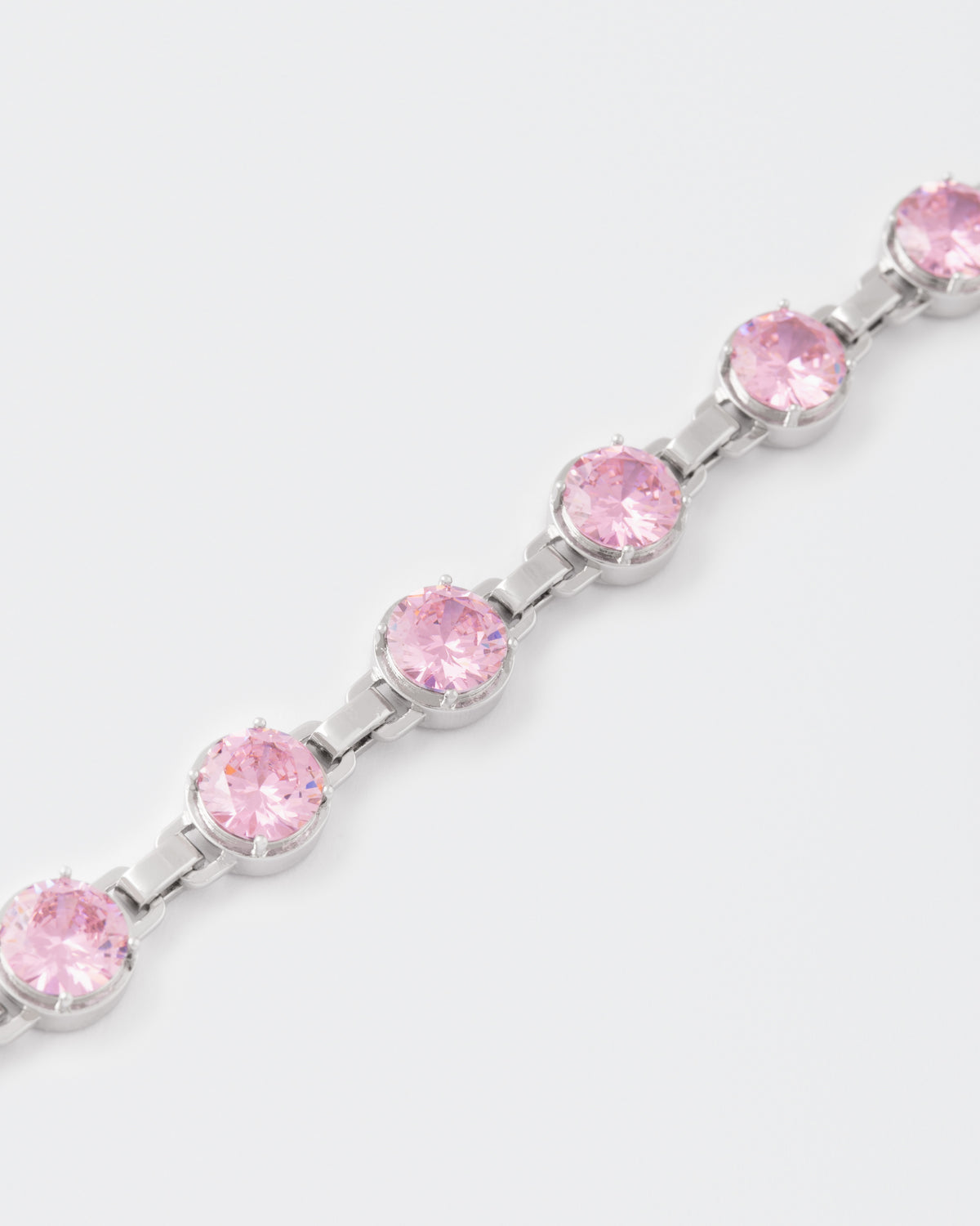 DARKAI Sissy Pink Wallet Chain Detail 2